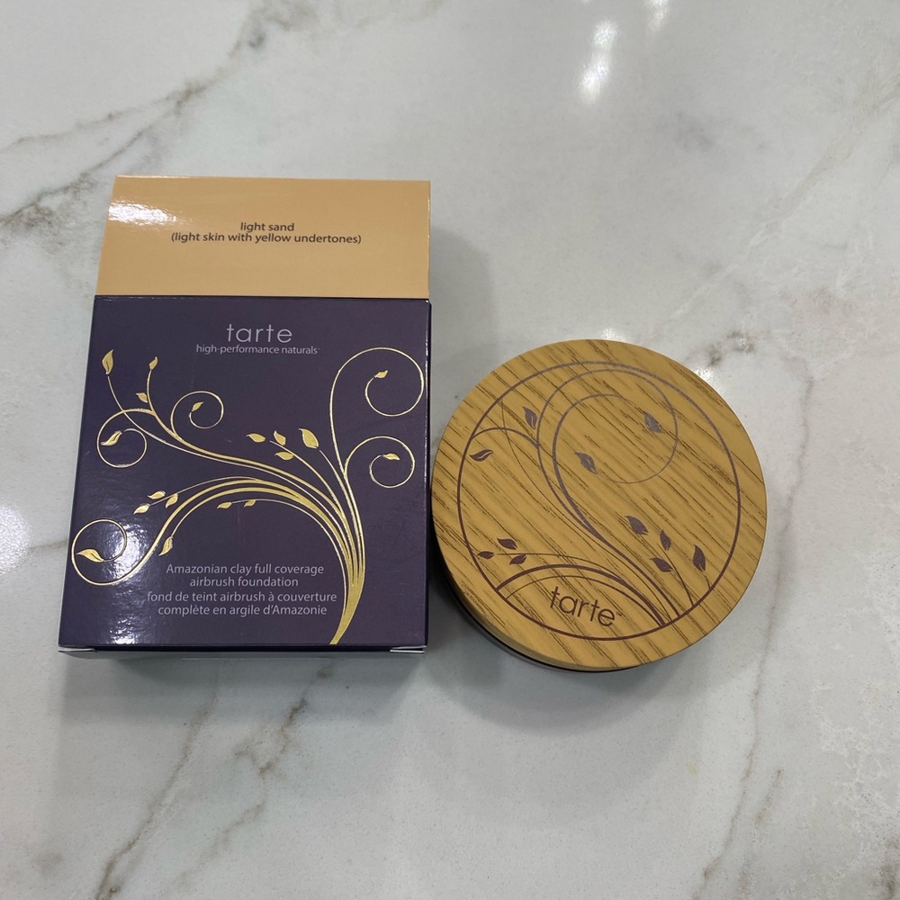 Tarte Amazonian clay full coverage airbrush foundation- light sand